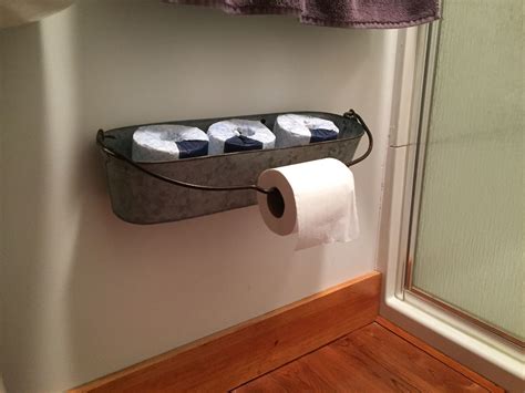 30+ Rustic Toilet Paper Storage