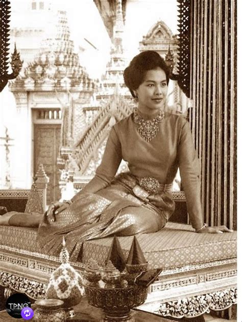 Locals react to the food at international market nashville 3