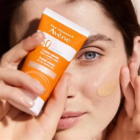 Avene Tinted Fluid SPF50+ 50 ml | Markafarma