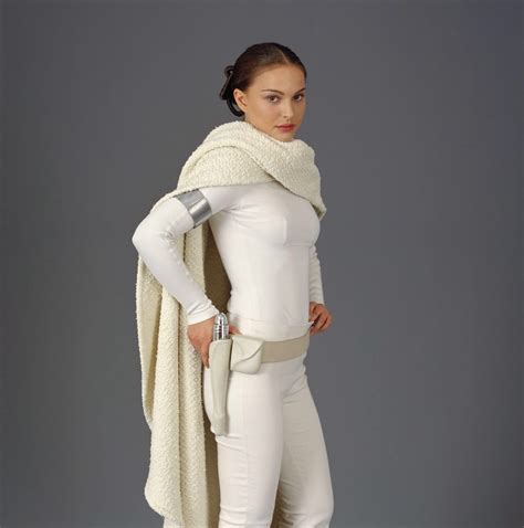 Padme wore this outfit in the execution arena Reina Amidala, Queen