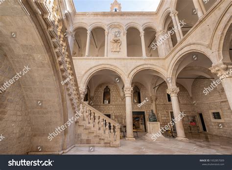 179,993 Atrium Architecture Images, Stock Photos & Vectors | Shutterstock