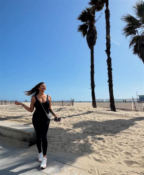 Keya Sky (@mnkeya_) • Instagram photos and videos