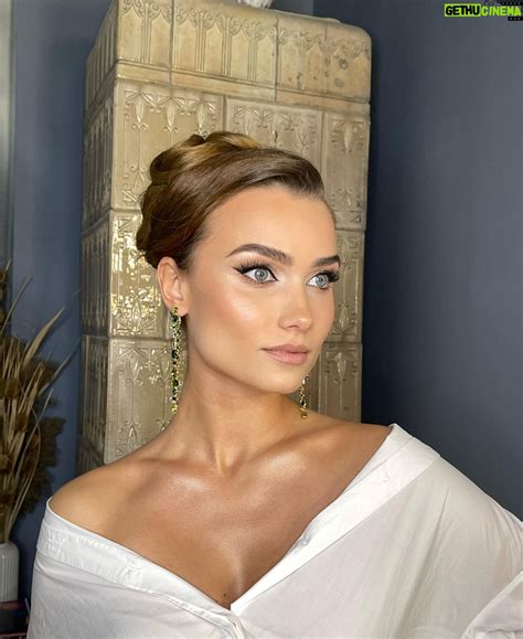 Actress Tiana Upcheva HD Instagram Photos and Wallpapers January 2023