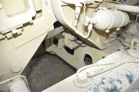 TOADMAN'S TANK PICTURES 152MM 2A36 GUN