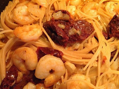 Healthy Recipe Variations: Shrimp and Sun Dried Tomato Pasta