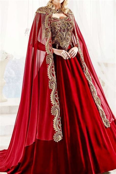 7a674153c63cff1ad7f0e261c369ab2c | Vestidos incríveis, Vestidos ...