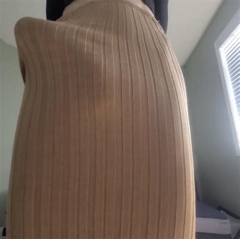 @Mel_7158 on X : r/SkirtBoners