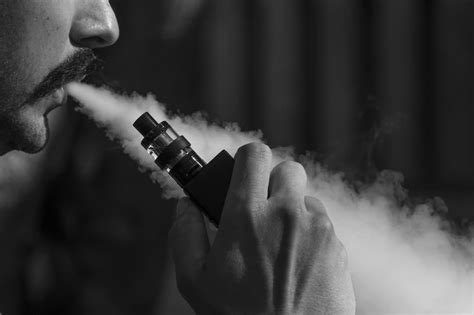 EVALI: Causes, Symptoms, & Diagnosis - Extraction Magazine
