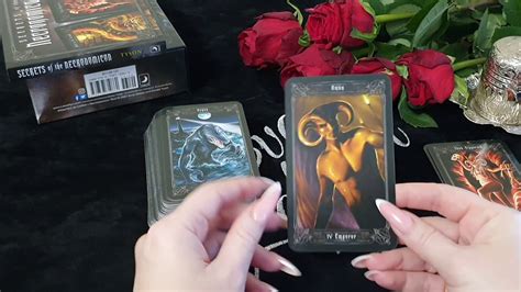 Обзор колоды "Necronomicon Tarot /Таро Некрономикон" - YouTube
