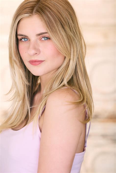 Liz Dock's Instagram, Twitter & Facebook on IDCrawl