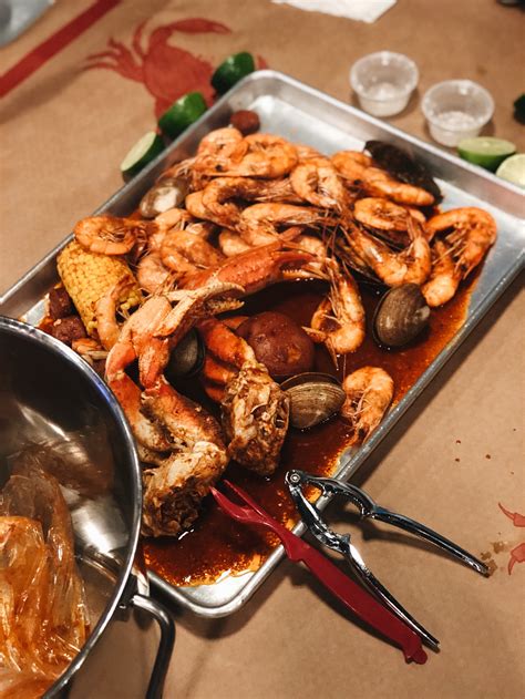 The Crazy Crab Place