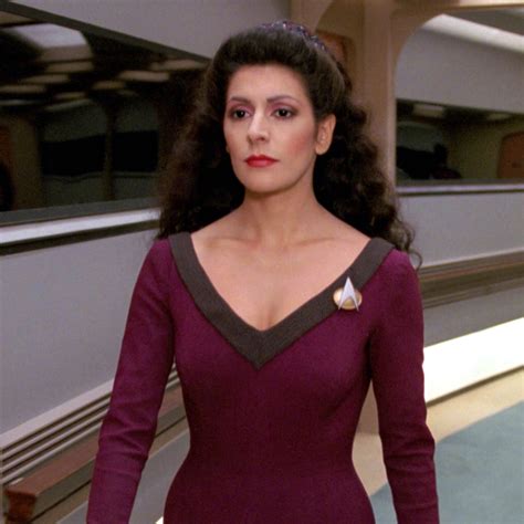 Marina Sirtis: She Was Supposed To Have Four Breasts | GIANT FREAKIN ROBOT