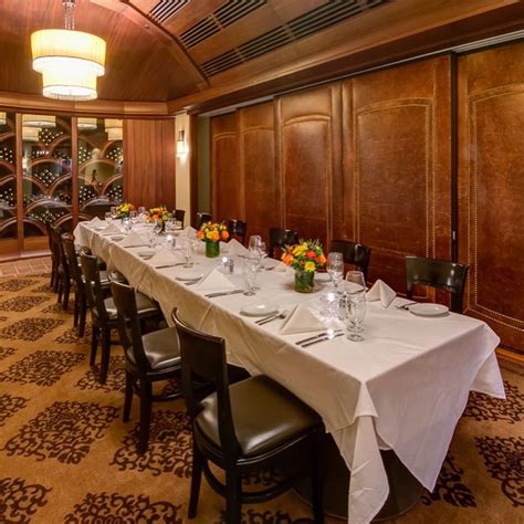 Tasting Room at Ruth's Chris Steak House - Seattle - Restaurant in in