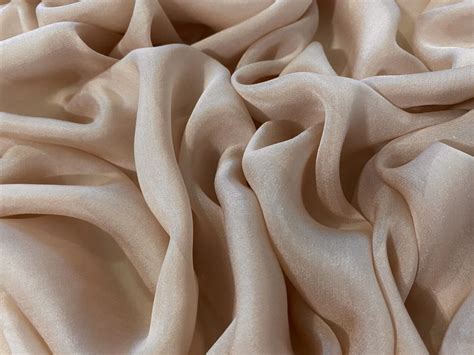 Muslin fabric: Discover 4 creative tips for your designs
