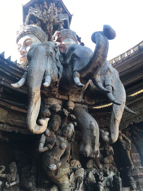 Pattaya, Thailand: Sex Tourism, Cheap Massages, and 6 Things to Do That