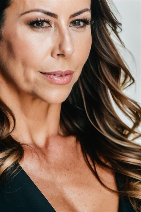 Alexis Fawx's Instagram, Twitter & Facebook on IDCrawl