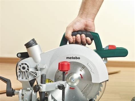 Купить Торцовочная пила Metabo KS 216 M Laser cut, 1350 Вт. за 915.00 ...