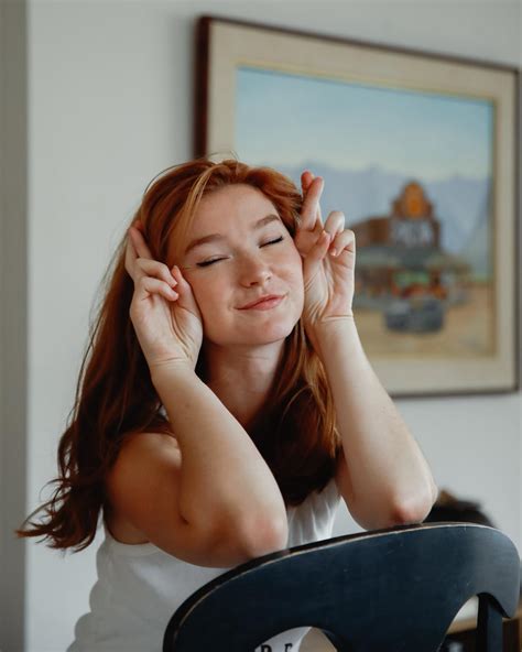 Cassandra Sawtell | Pretty please 💫 📸 @carls_kay | Instagram