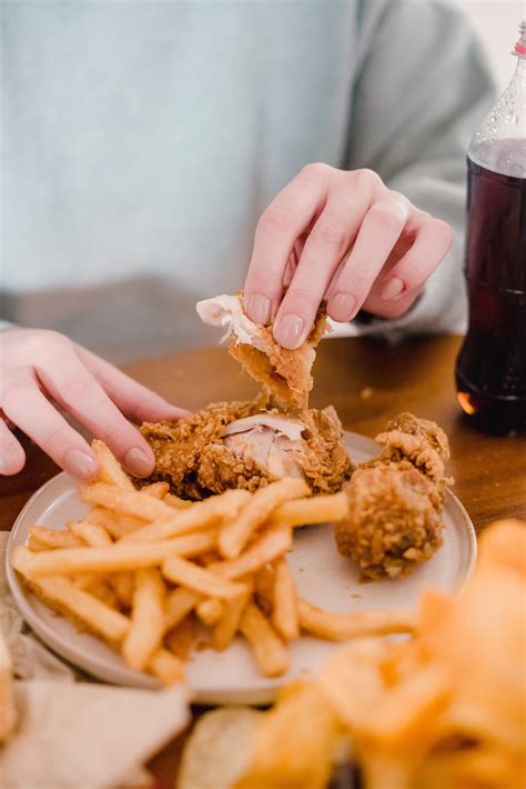 The Unwritten Rules of Kool Kentucky - A Kentucky Fried Chicken Experience 9