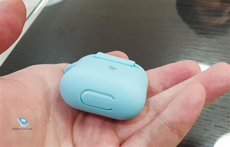Mobile-review.com 10 аксессуаров для AirPods: прокачиваем самые ...