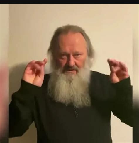 1січня, Паша Мерседес в iстeрицi: “За що ви так, зі мною, не впускають ...