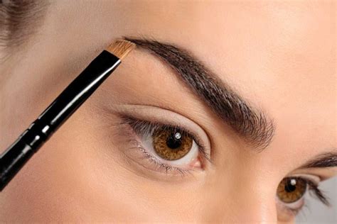 Mastering Perfect Eyebrows: Pro Tips for Flawless Brows Every Time - Hunter Games Magazine