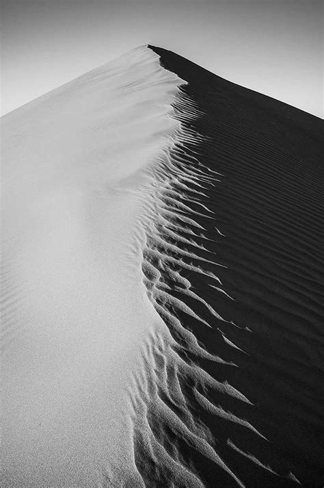Desert : Shadows of silence by Basim Ghomorlou – Dodho