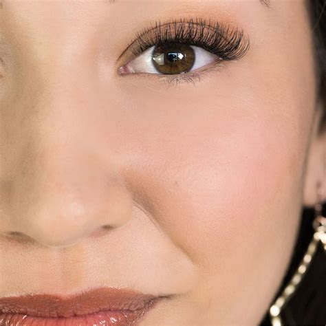 Create a Viral-Worthy Post To Share Your Lash Look