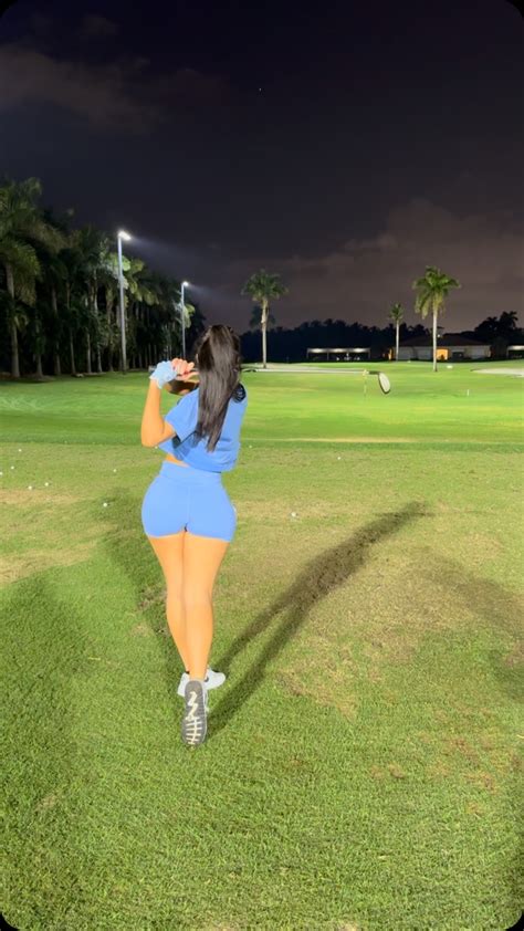 B S (@bombshellgolfxo) • Instagram photos and videos