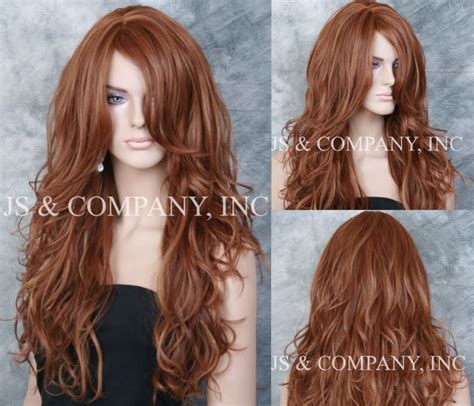 Long Layered Wavy Hair Side Part