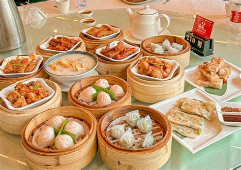 traditional asian food  dishes   asia  regions