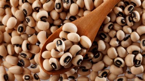 Яхния от боб папуда (черно око) *** Black Eyed Pea Stew - вкусни ...