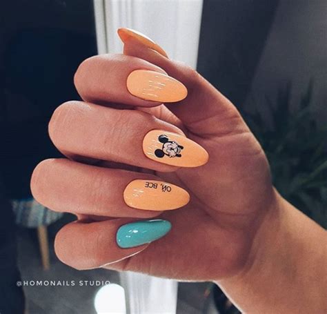 Персиковый маникюр: 50+ нежных и стильных примеров