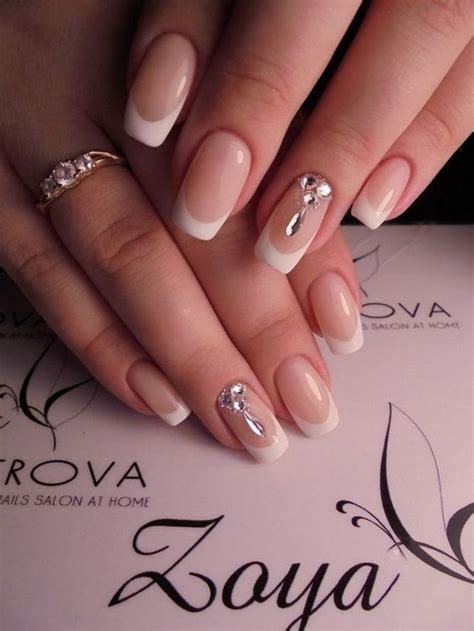 Elegantes Punta Blanca Novias Uñas Francesas Con Piedras - Unas ...