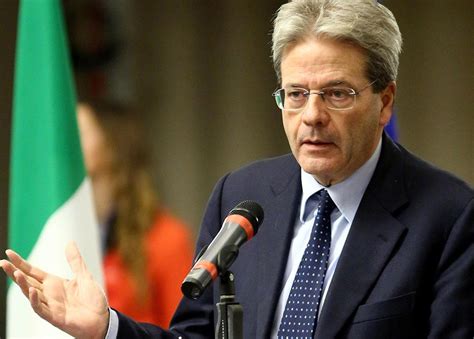 pm paolo gentiloni praises italys migrant policy   cites