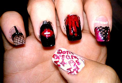 rocky horror picture show nails great for halloween the thumb nail says