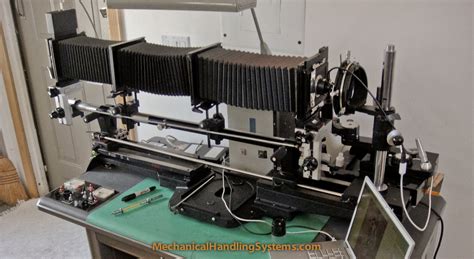 maximum magnification   long draw rlargeformat