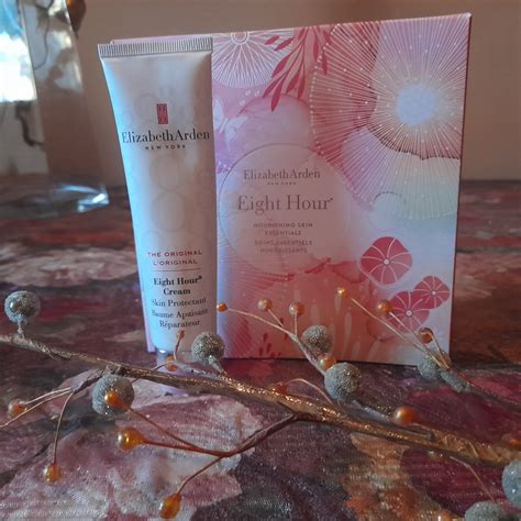Крем для лица и тела Elizabeth Arden Eight Hour cream | отзывы