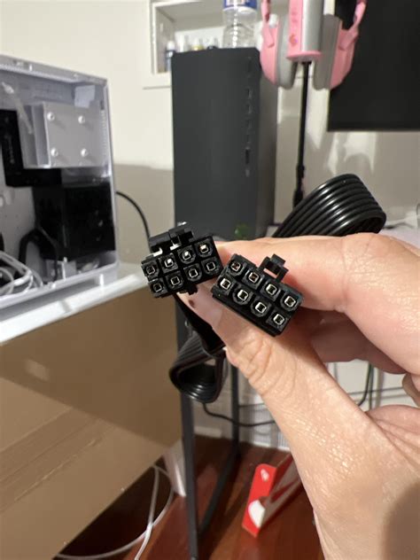Is this faulty PSU cable or is it me that is faulty? : r/LinusTechTips