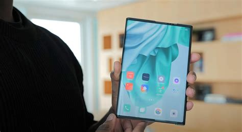 El OPPO X 2021, el smartphone enrollable se muestra en video