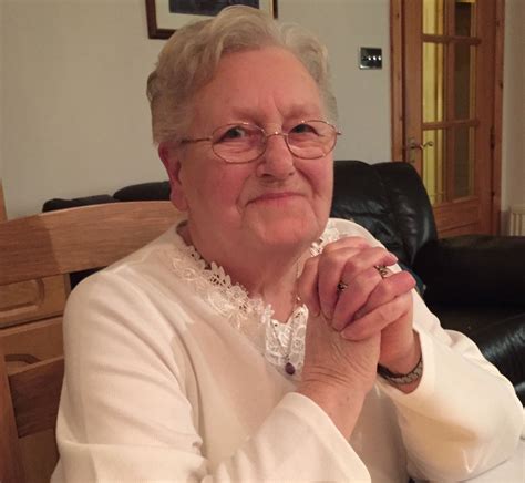 Why local residents are supporting the lamont funeral home staff 4