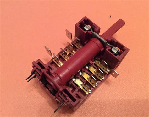 Купить Переключатель пятипозиционный 820405 / 16А / 250V / Т150 для ...
