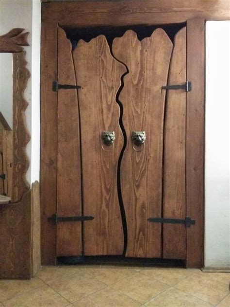 Rustic Wood Doors for a Charming Home