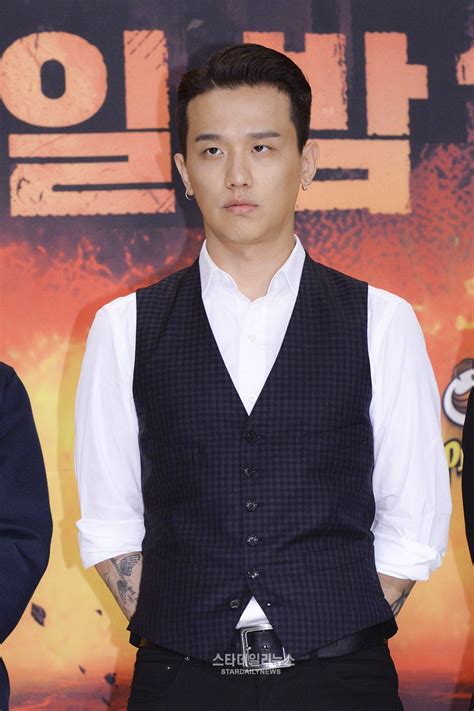 Rapper “Kush” confesses he is being harassed by his pornstar ex