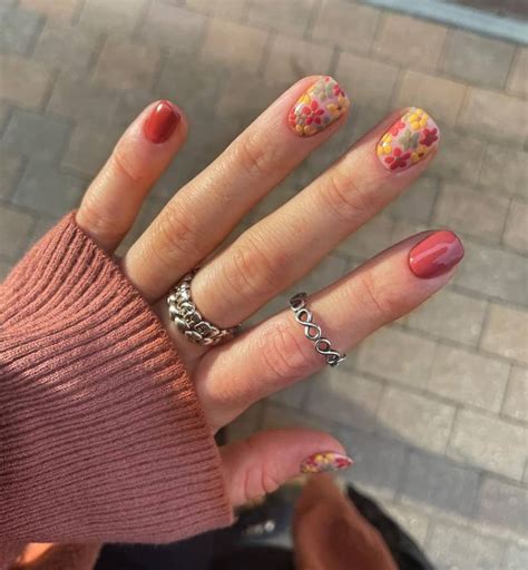 Short Spring Nails Ideas - 25+ Cute Acrylic Designs To Recreate ...