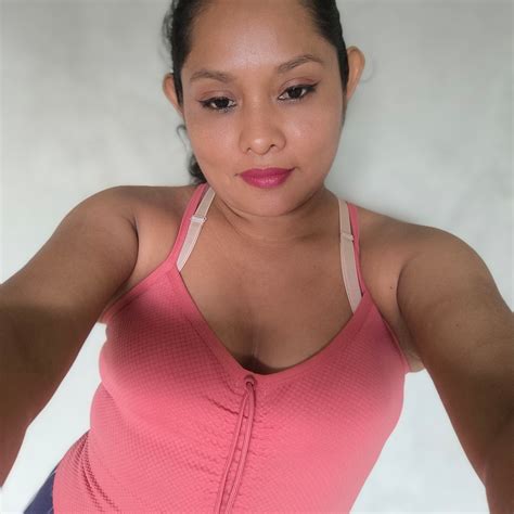 Adriana Gonzalez Pch