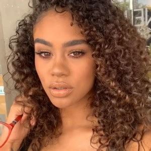 Scarlit Scandal - Facts, Bio, Career, Net Worth | AidWiki