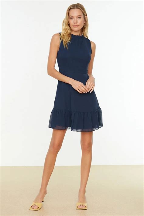 ladies frilly dresses 6