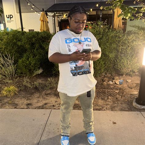 I like - Now thats double fun 😈🍑 #bbw #thick#twins | Facebook