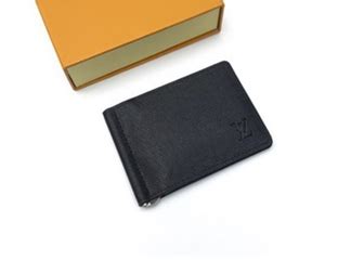 Зажим для денег Louis Vuitton Taiga - купить за 2850 руб. Жми!